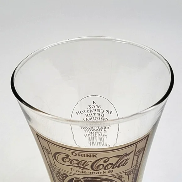 Vintage  Coke Coca Cola Flair Glass - Picture 11 of 17